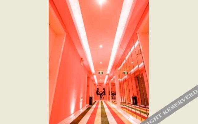 Yuxin Fashion Hotel