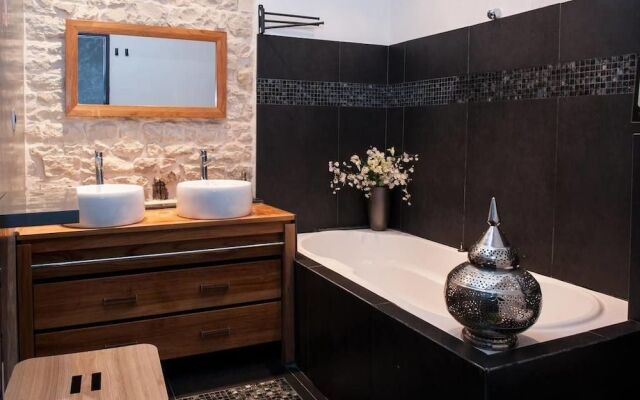 La Parenthèse Enchantée