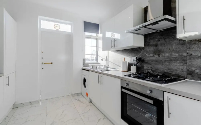 Marble Arch Apartments