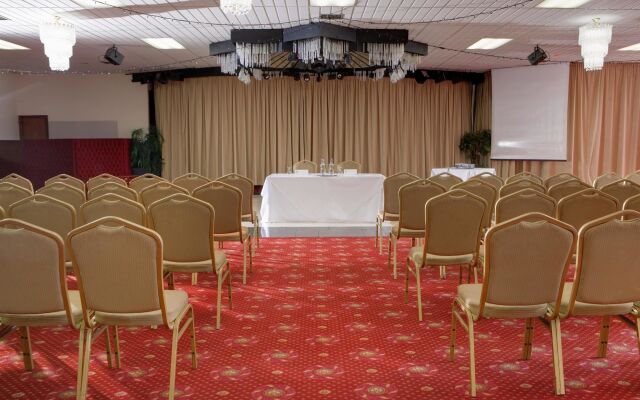 The Diplomat Hotel and Spa