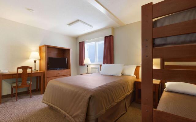 Travelodge by Wyndham Langley