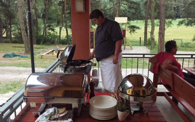 Restaurace a penzion Blučina