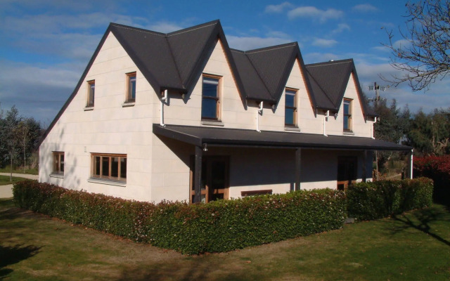Whitestone Cottages