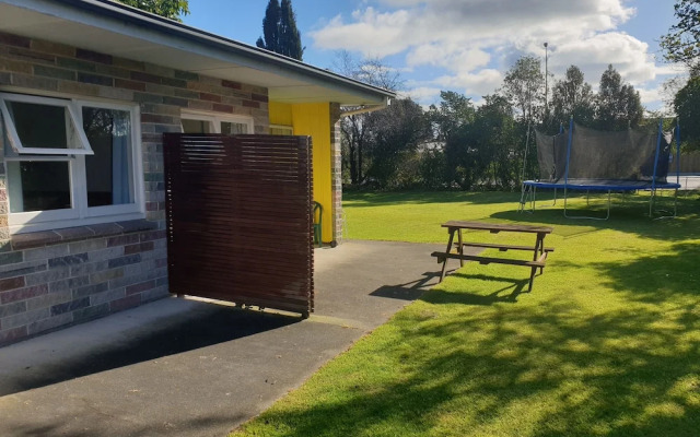 Otaki Motel