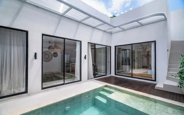 Ocean Castle Berawa Villa by Betterplace