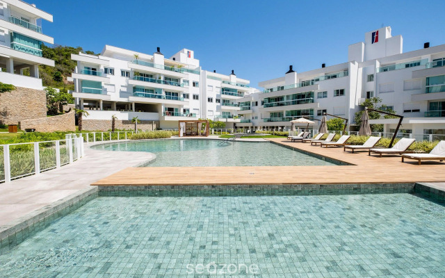 Cobertura C/jacuzzi e Churrasq em Jurere Rvo401