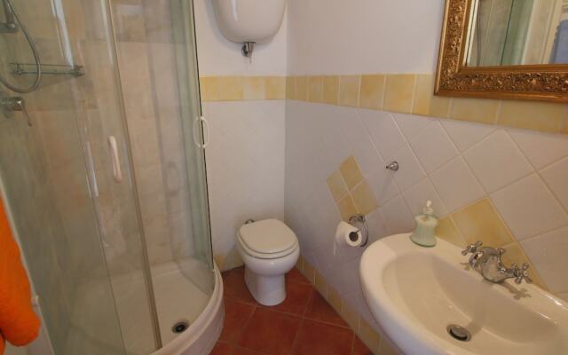 Farmhouse With Swimming Pool in Cortona