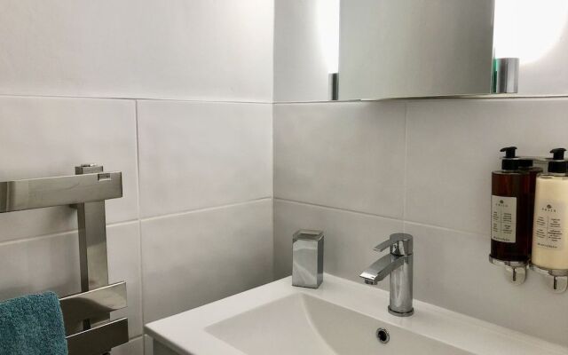 Tresowes Green Cottage