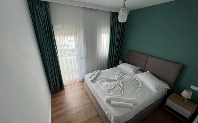 Wave Beachfront Apartments
