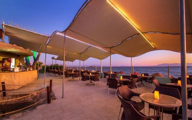 Grand Sahins Gumuldur Resort