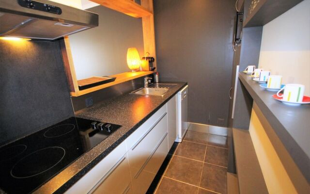 Modern Apartment 1 Bedroom/1 Bathroom in a Palm Beach Area