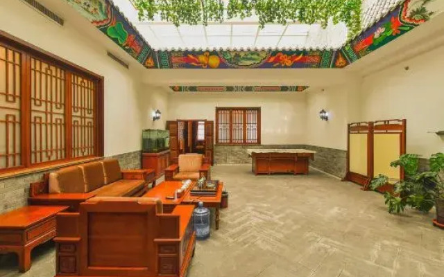 Linhai Business Hostel