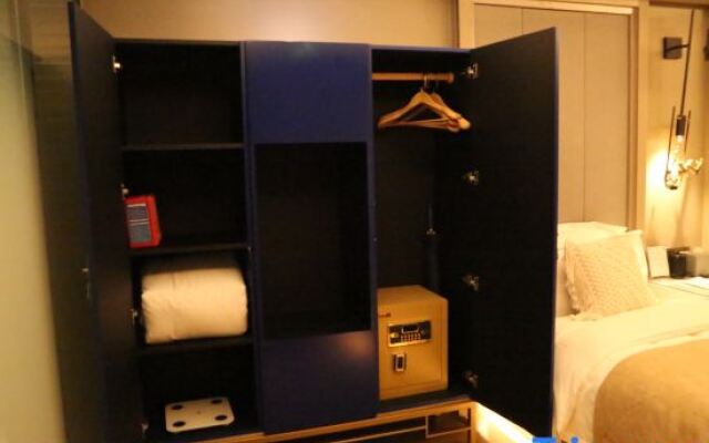 RIGHT Hotel (Beijing Guomao SKP Center)