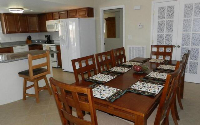 Catamaran Court by Destination Havasu