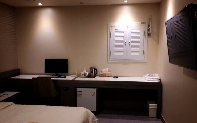 Icheon Cine Hotel