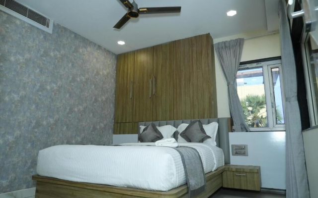 Hotel Phoenix Grand