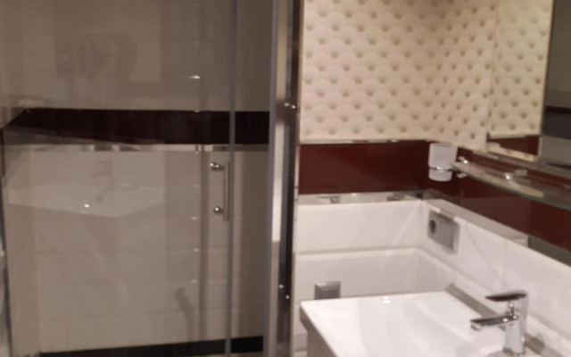 Квартира студія подобово 3