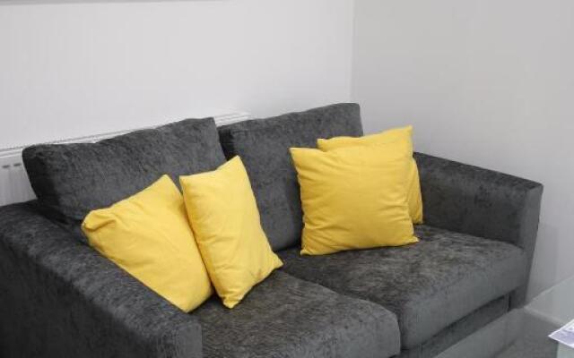 Halifax House, Studio Apartment 213