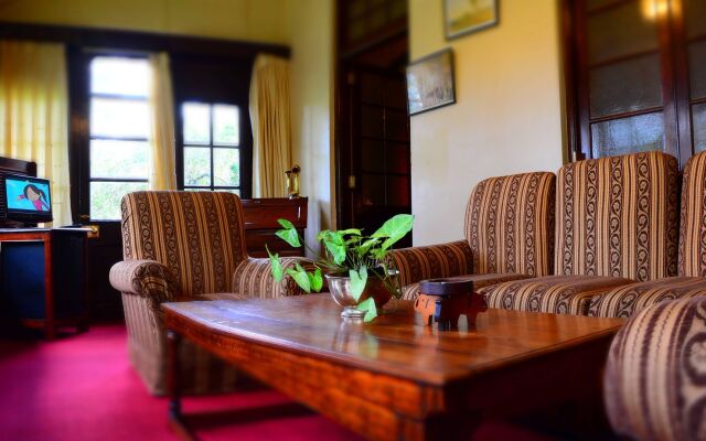Bandarawela Hotel