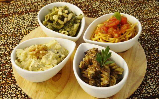 Lá em Casa - Bar e Guest House