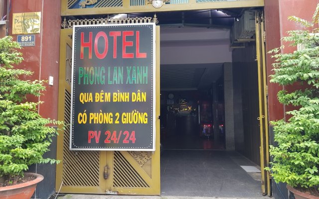 Phong Lan Xanh Hotel by OYO Rooms