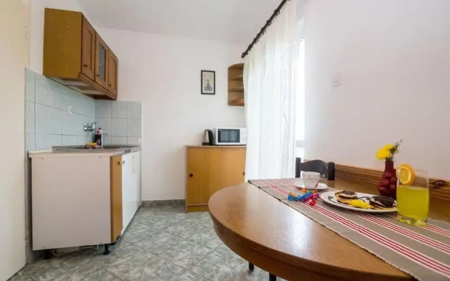 Naki - Terrace & Free Parking - SA1