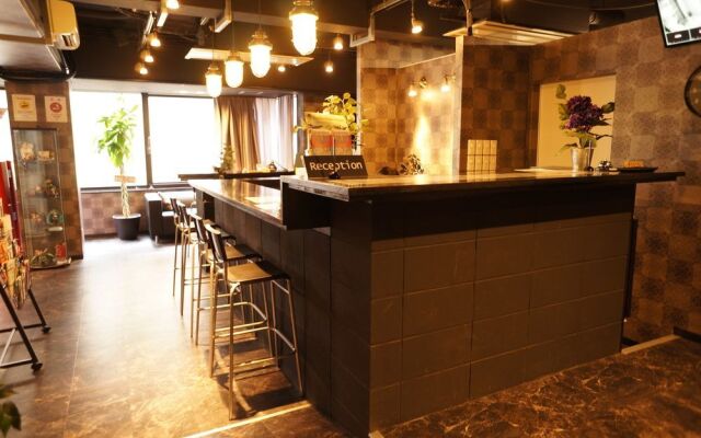 PRIME INN OSAKA SHINSAIBASHI - Hostel