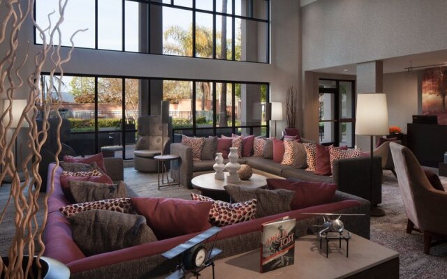 Courtyard Oakland Airport