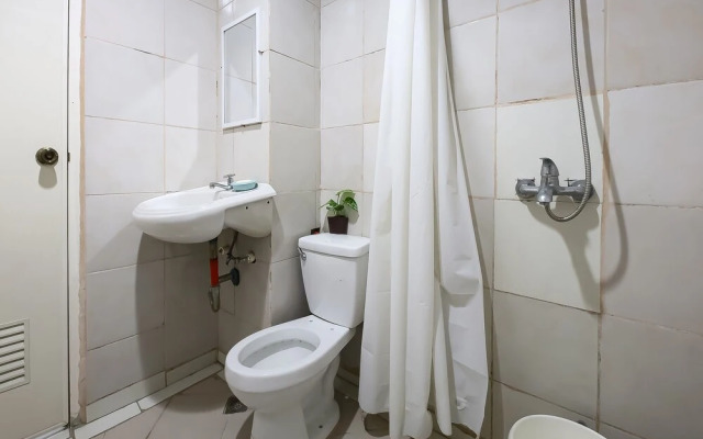 OYO 809 Crowne One Condo