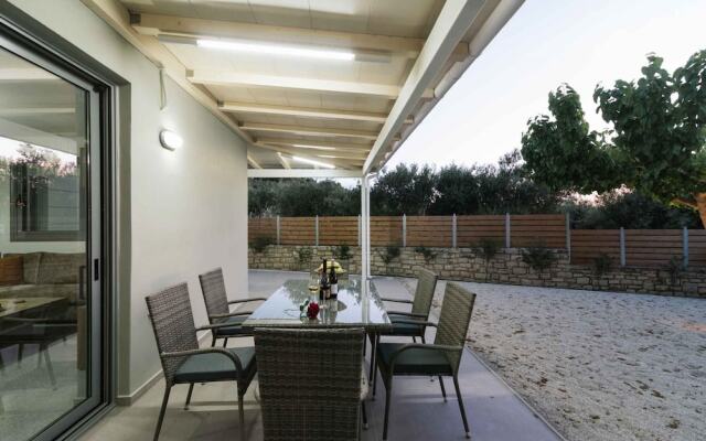 Amfithea Villas Petrokefali 2