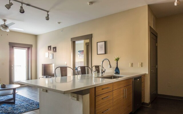 FRONTDESK Cedar Flats Apts Uptown Charlotte