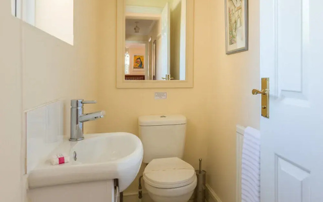 Quay Holidays - Harbourside Park