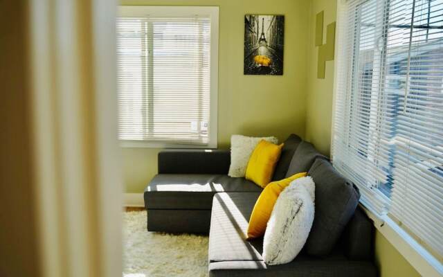 Modern Venice Condo By The Beach