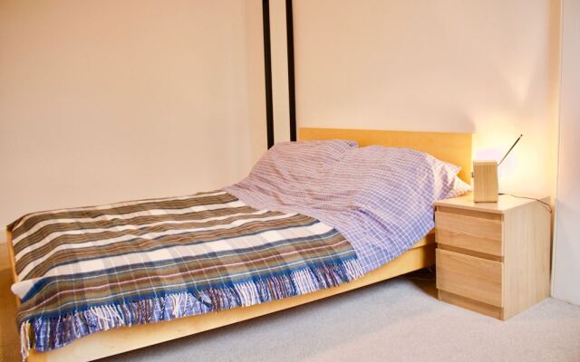 2 Bedroom Seaside Flat