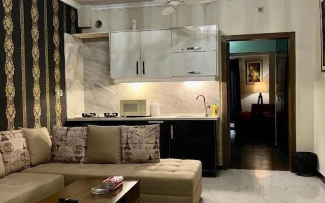 Serenity Corner Hotel Apartments