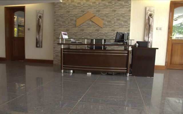Lenana Suites