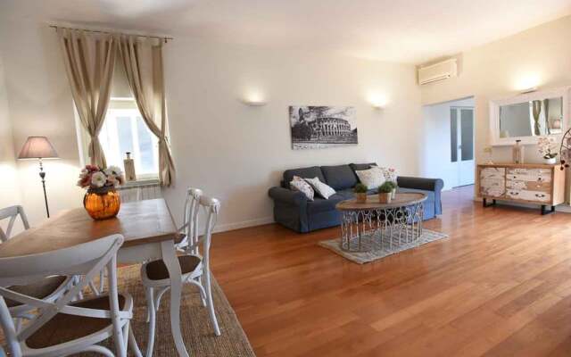 Romantic Flat near Metro Flaminio&Popolo