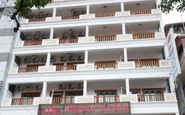 Wei Si Deng Hotel and Restaurant