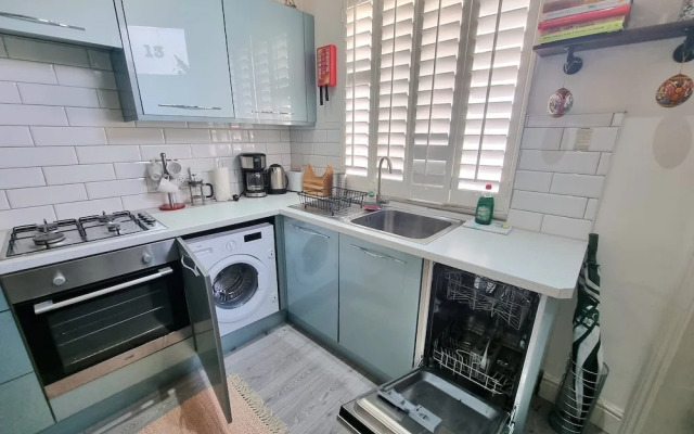 4Bed 3Bath - 8min to London Bridge