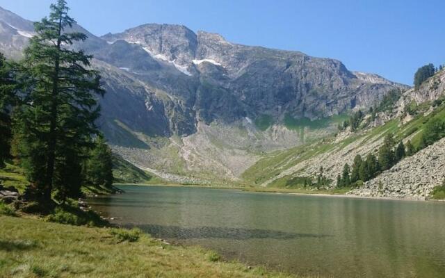 Beautiful apartment in Salzburg with garden