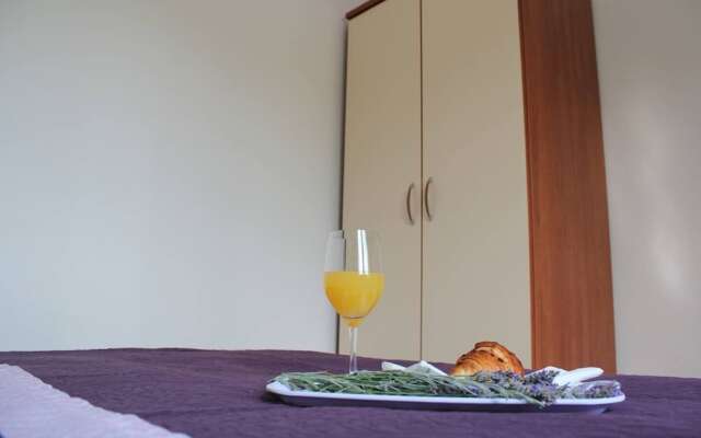 Sea View Apartment Ruza, Sleeps 4