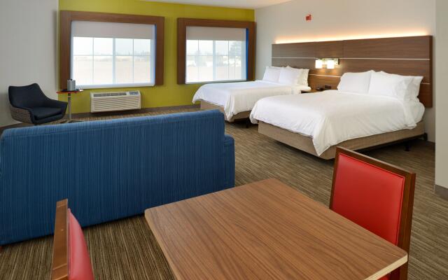 Holiday Inn Express Hotel & Suites Lodi, an IHG Hotel