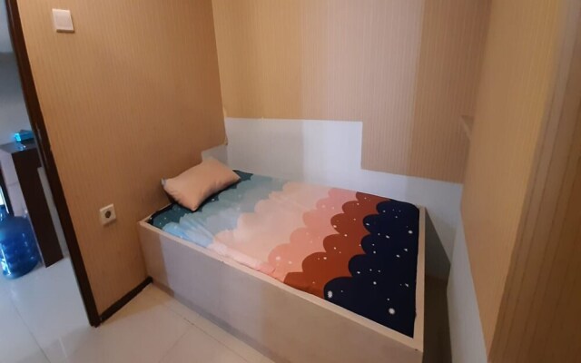 OYO 93439 The Suites Metro Apartment By Interindo