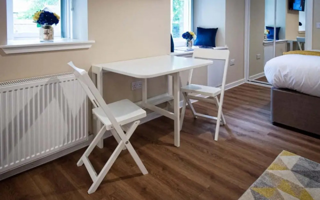 Rosedene Highland House - King Studio Apartment 9