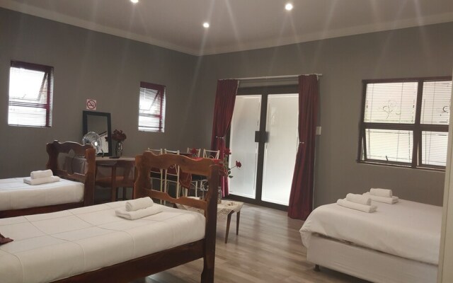 120 At Klerck Guest House
