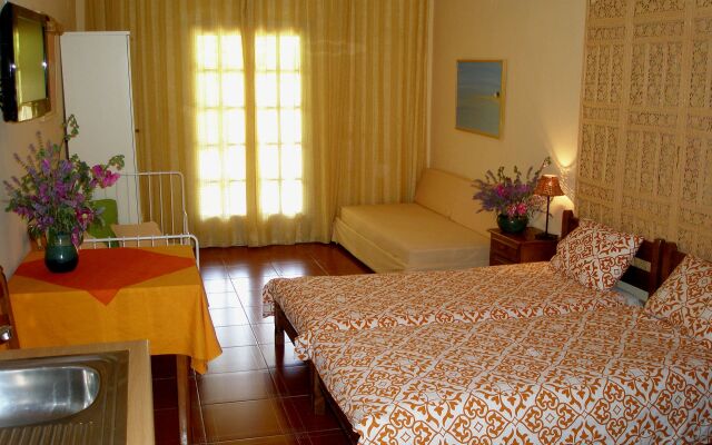 Ariadne Studios Skyros