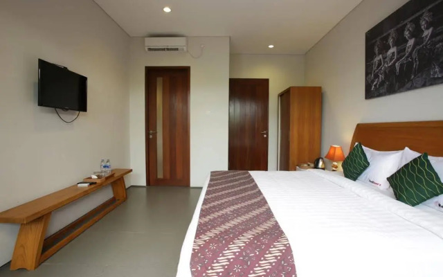 RedDoorz @ Nelayan Canggu