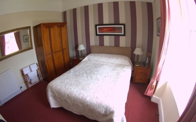 Rosemount Hotel