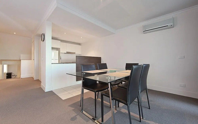 Accommodate Canberra - The Avenue
