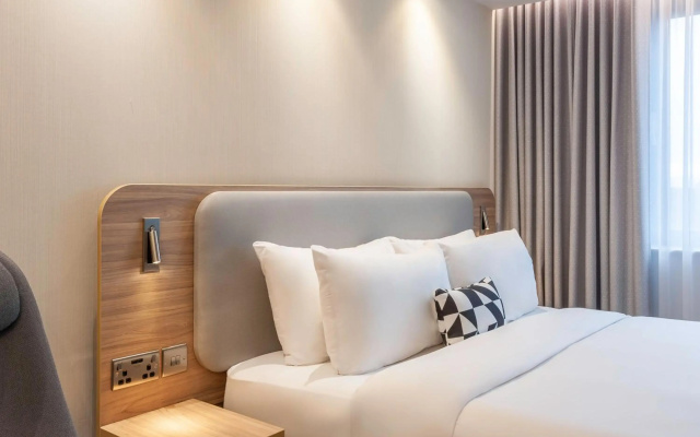 Holiday Inn Express Hotel Dublin Airport by IHG